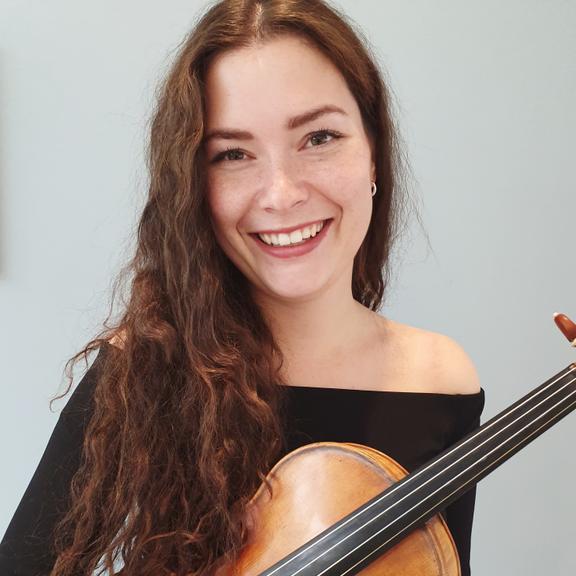 Isabel Godau