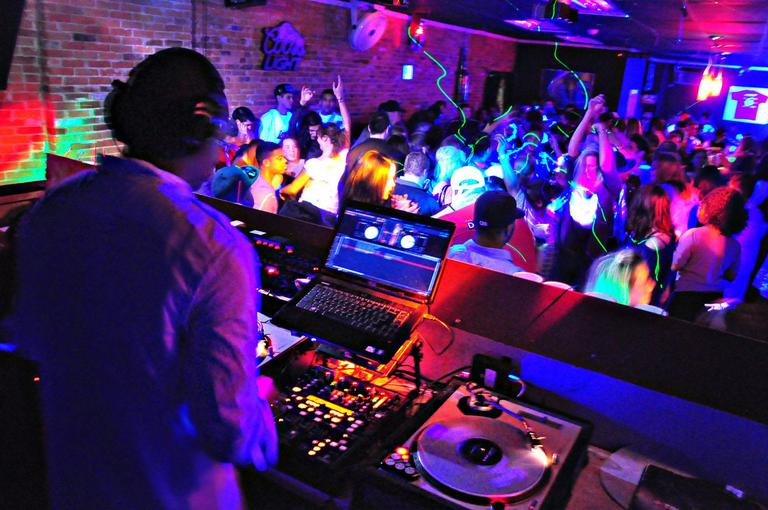 DJ Billy B