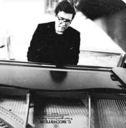 Felix Tani pianist