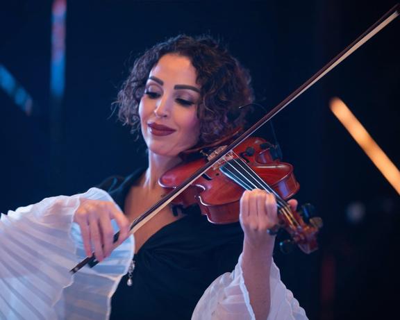 Ana Laura Violin